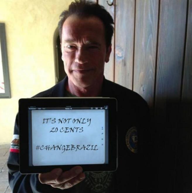 Arnold Schwarzenegger apoia as manifestações no Brasil