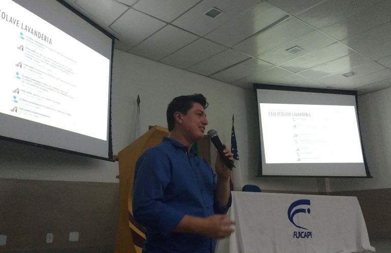 Designer Amazonense palestra na FUCAPI sobre Criatividade nas Redes Sociais para Negócios
