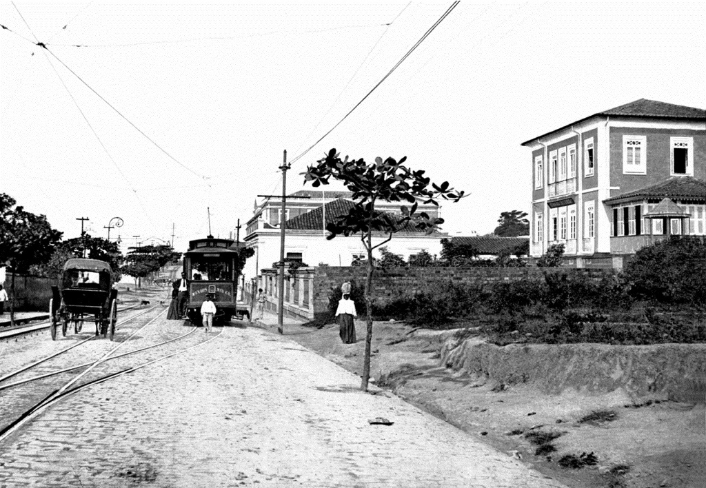 Rua Municipal (hoje Av. 7 de setembro) Fonte: Carmélia Esteves de Castro Coleção: Jorge Herrán